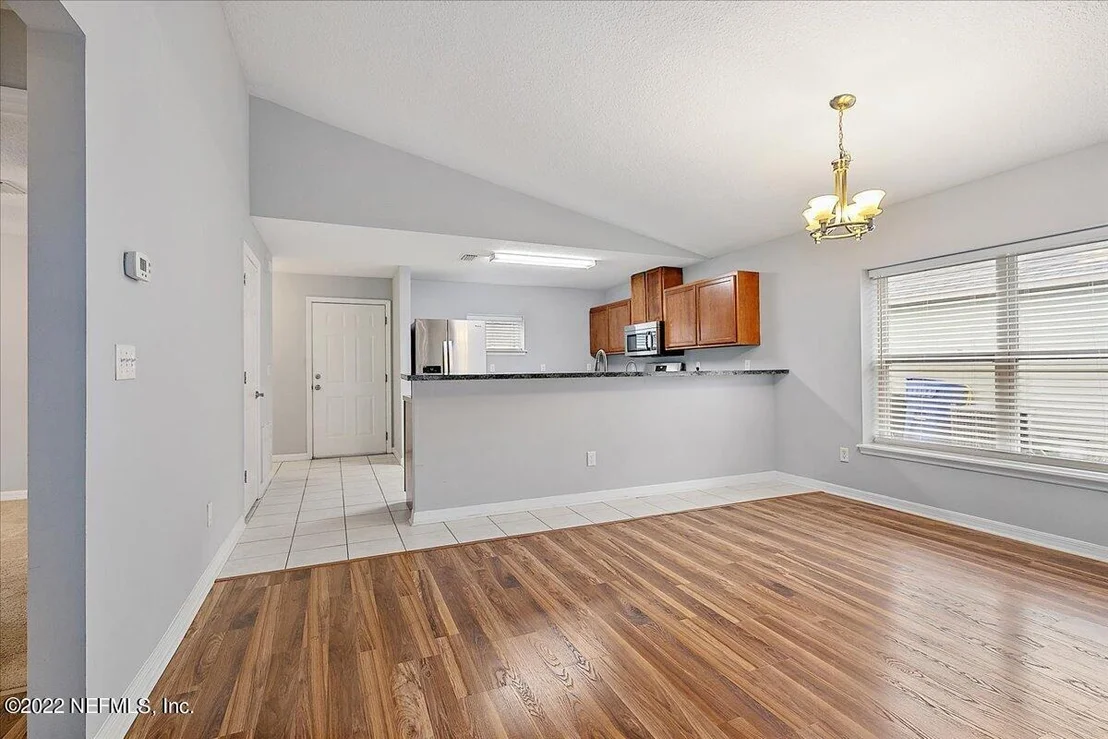 Photo of 162 STEWART Street