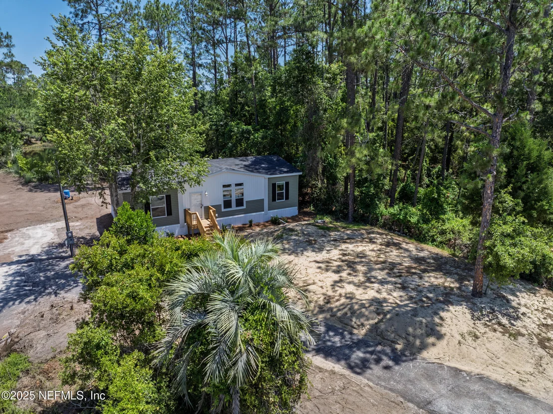 Photo of 106 HOWARD Drive