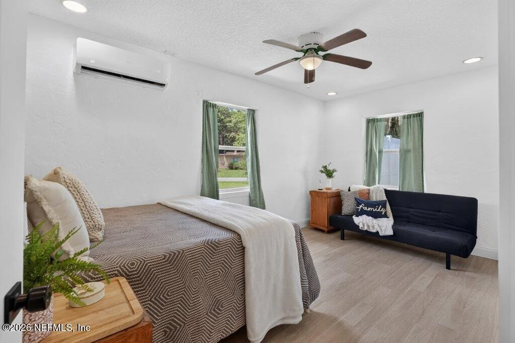 Photo of 4186 RUBY Drive E