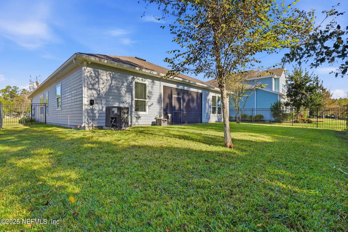Photo of 105 CROWN COLONY Road