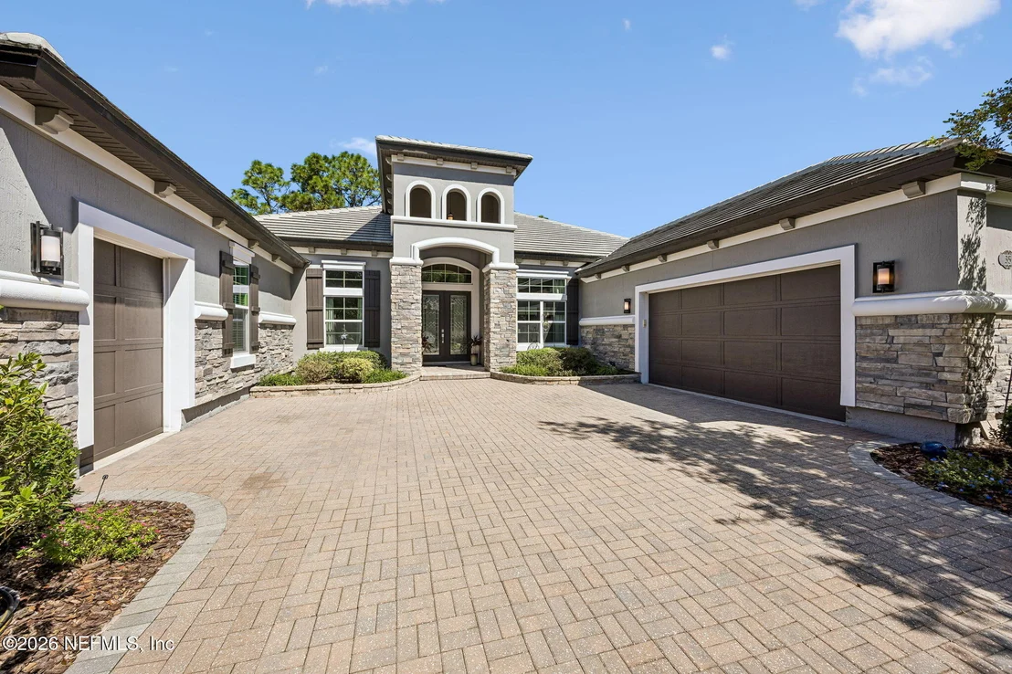 Photo of 35 AUBURNDALE Drive