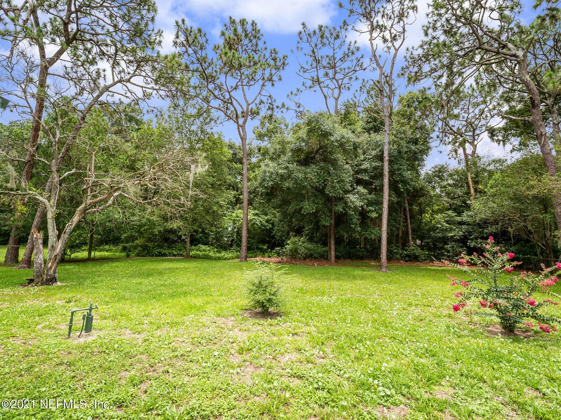 Photo of 9738 DOOLITTLE Road