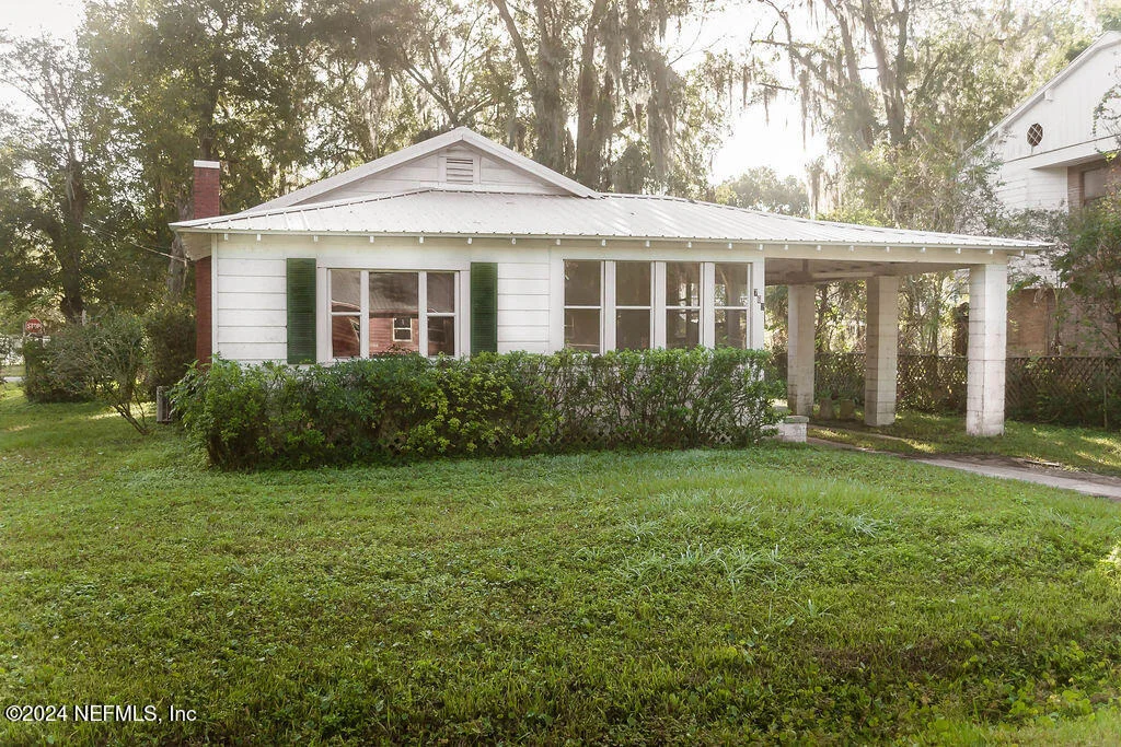 Photo of 762 N WALNUT Street