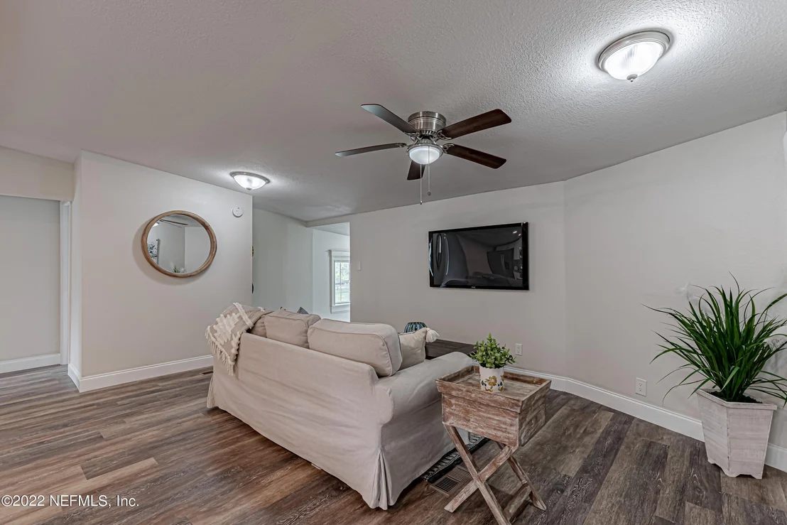 Photo of 5771 MAVERICK Road