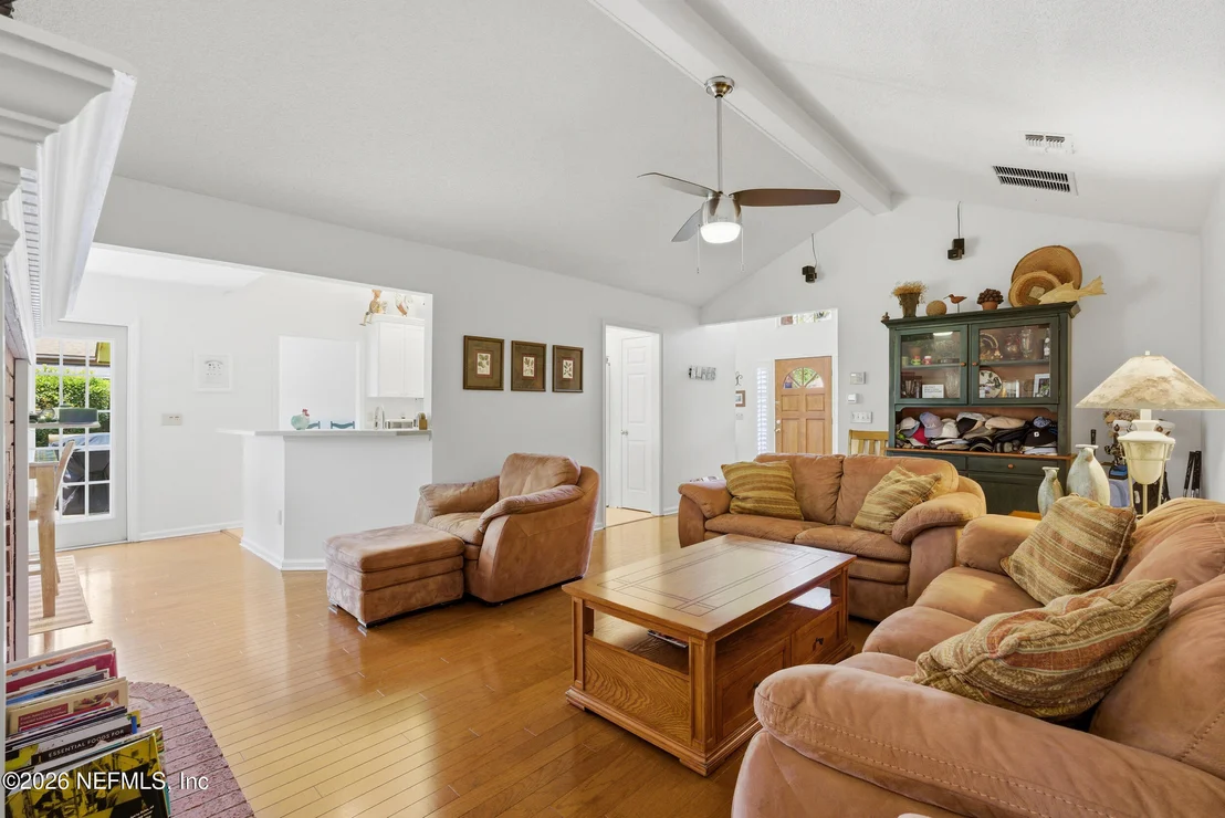 Photo of 747 MARSHVIEW Drive