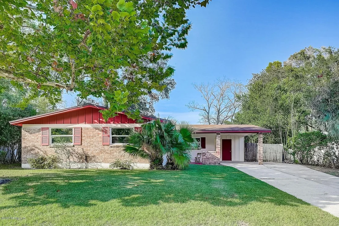 Photo of 477 TARA Lane