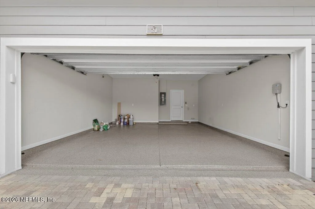 Photo of 21 YARDLEY Court