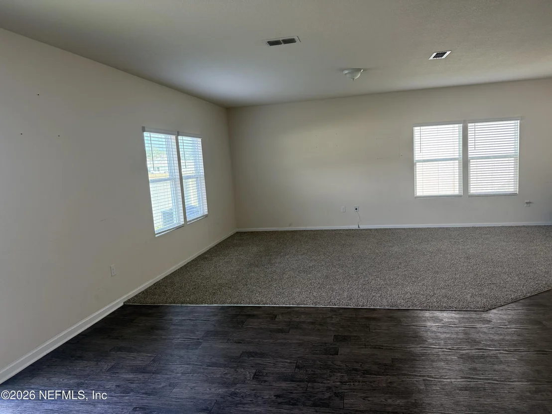 Photo of 150 AVEIRO Way