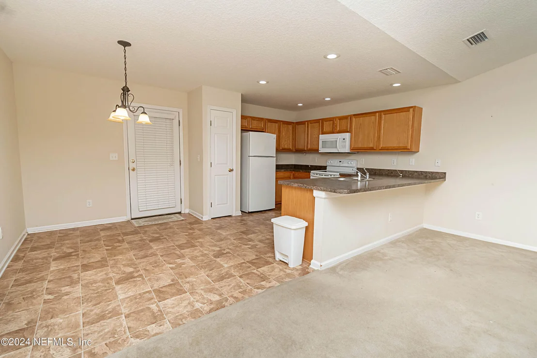 Photo of 961 RED FOX Way