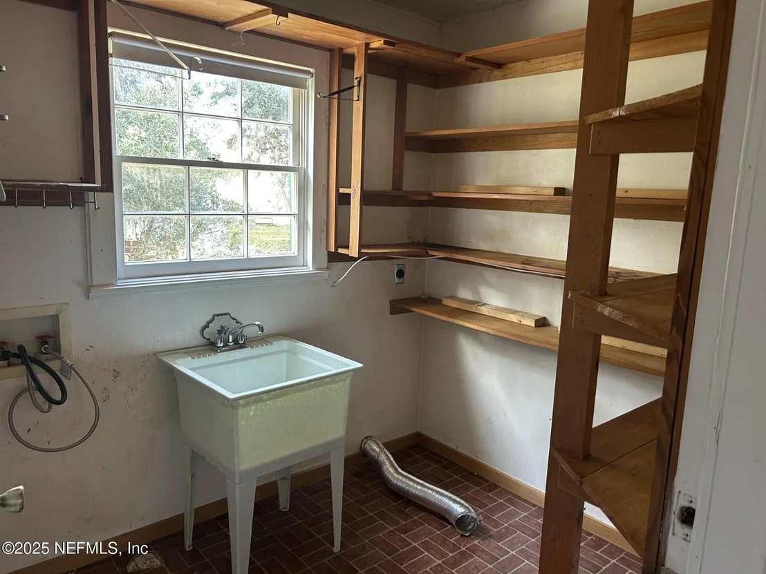 Photo of 6192 COUNTY RD 219