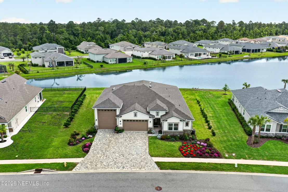 Photo of 85491 FALL RIVER Parkway