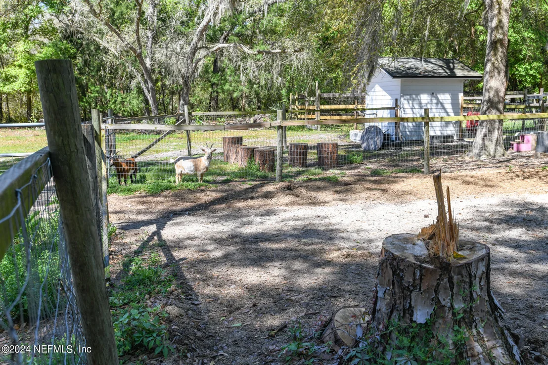 Photo of 1155 COUSINTOWN Road