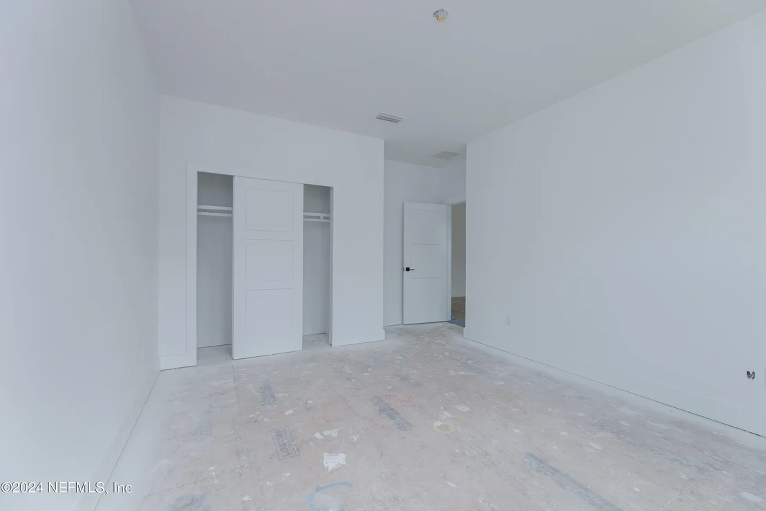 Photo of 372 RIDGEWAY Road