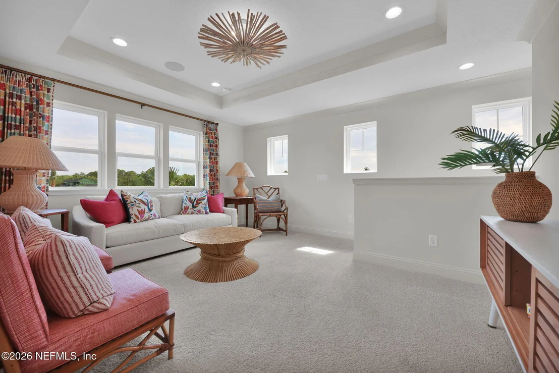 Photo of 342 SEAMARK Drive