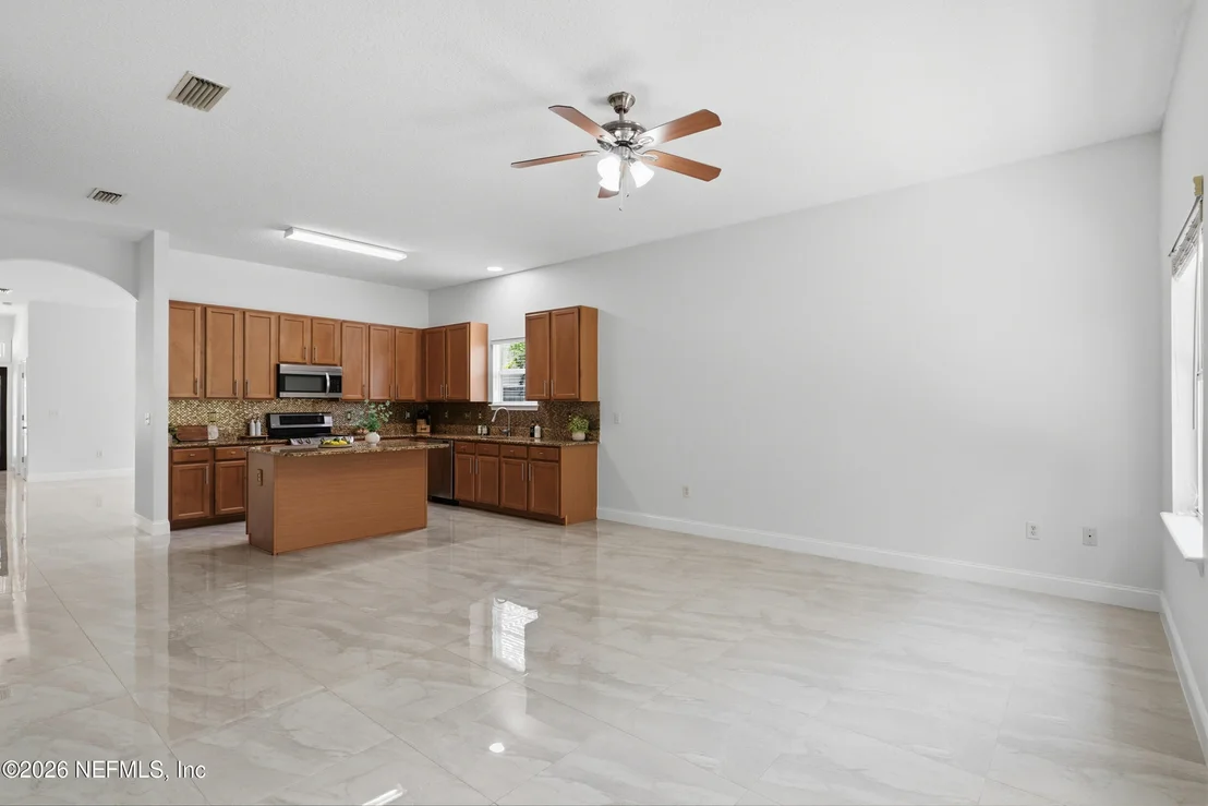 Photo of 951 CHURCHHILL Lane