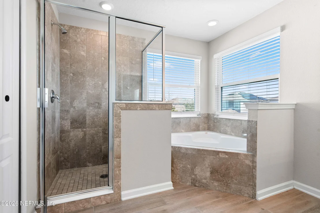 Photo of 3906 HEATHERBROOK Place