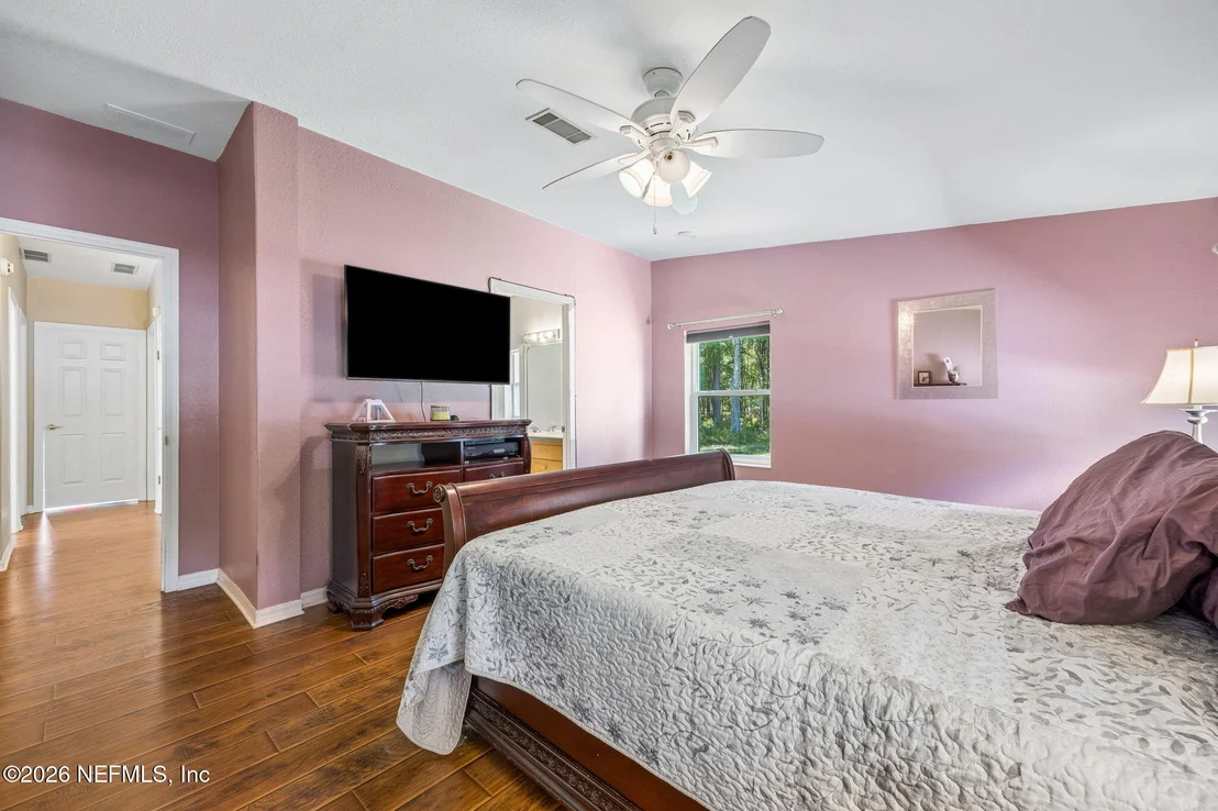Photo of 35487 QUAIL Road N