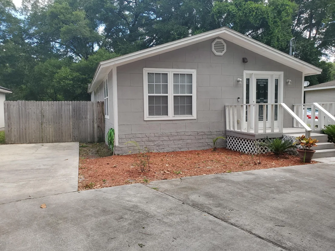 Photo of 3759 SOUTEL Drive
