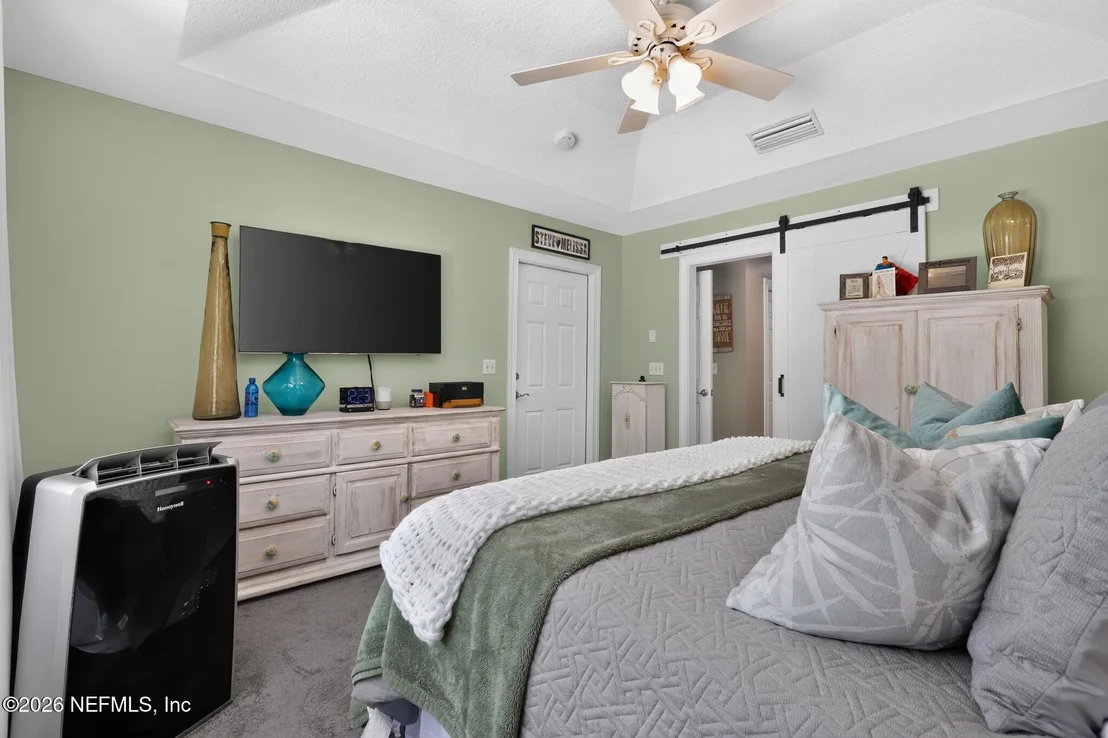 Photo of 1115 PALM Circle