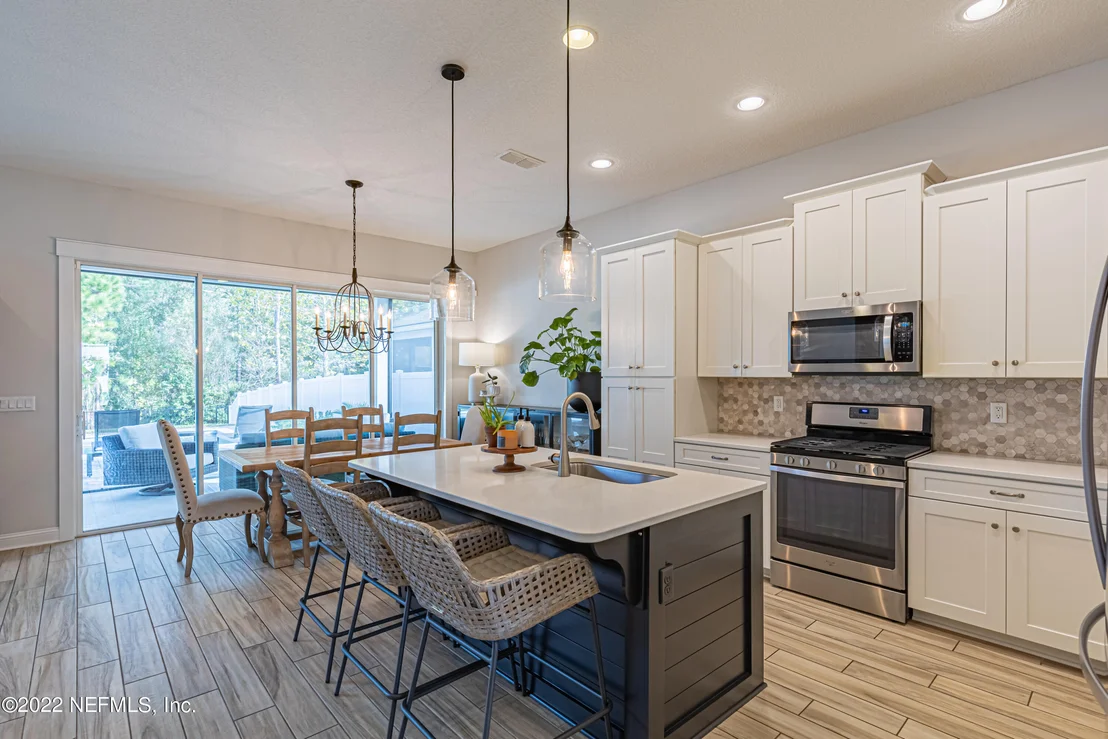 Photo of 78 CALUMET Drive