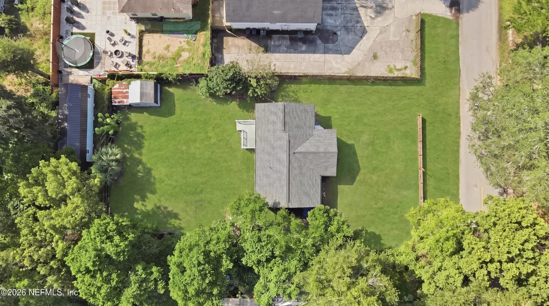 Photo of 1745 HILLTOP Boulevard