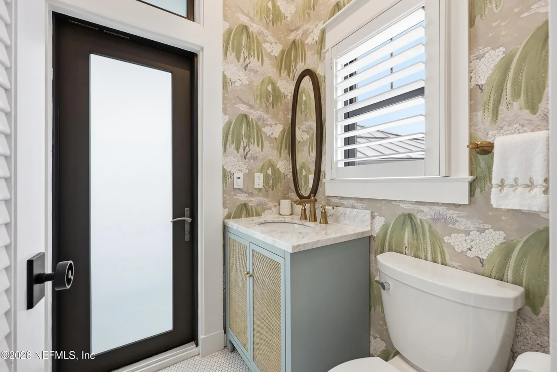 Photo of 688 OCEAN PALM Way