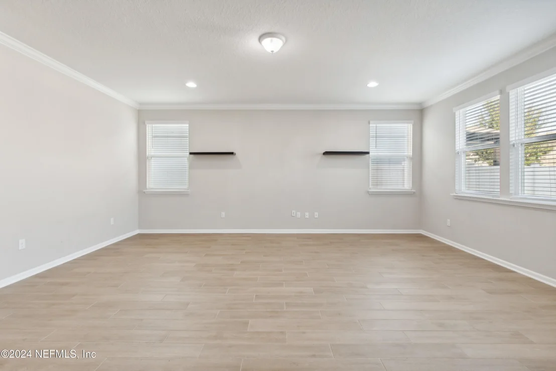 Photo of 8139 DANCING FOX Street