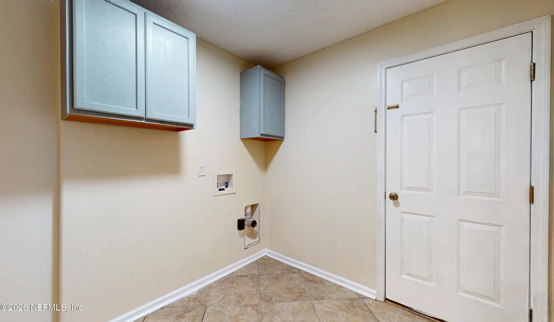 Photo of 4032 EDGELAND Trail