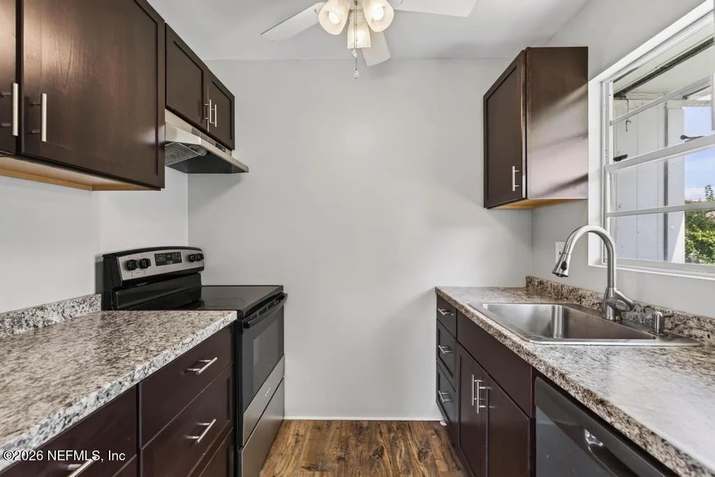 Photo of 344 5TH Way