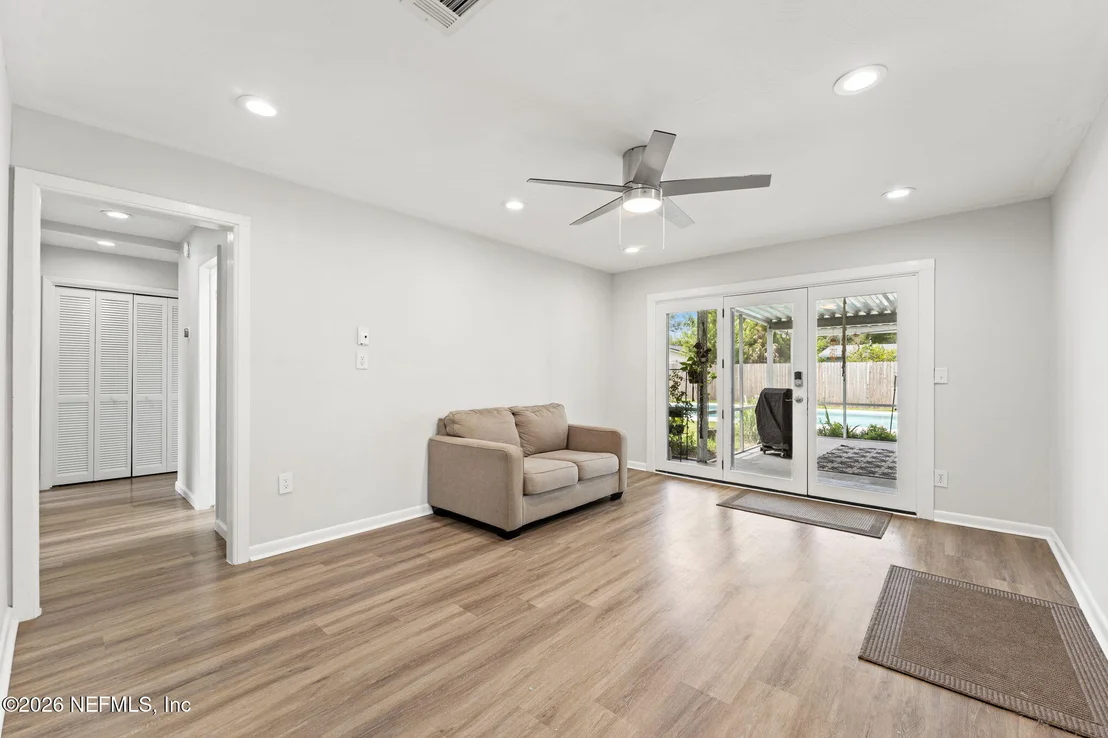 Photo of 3834 EDIDIN Drive