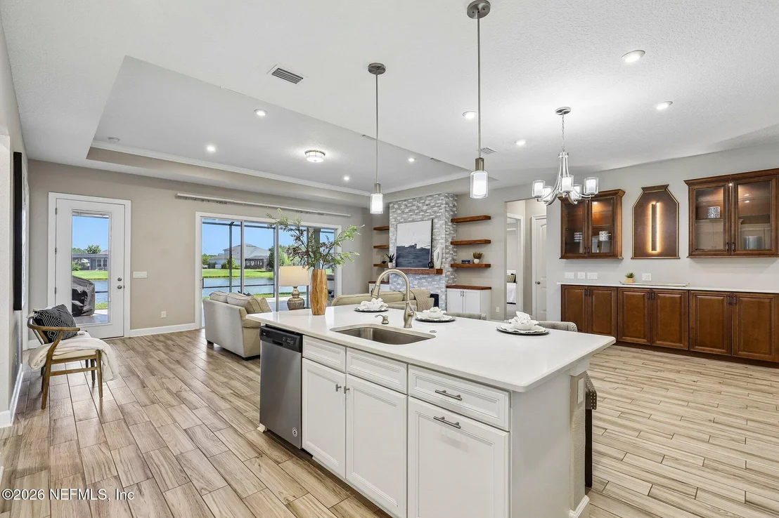 Photo of 114 GLENNEYRE Circle