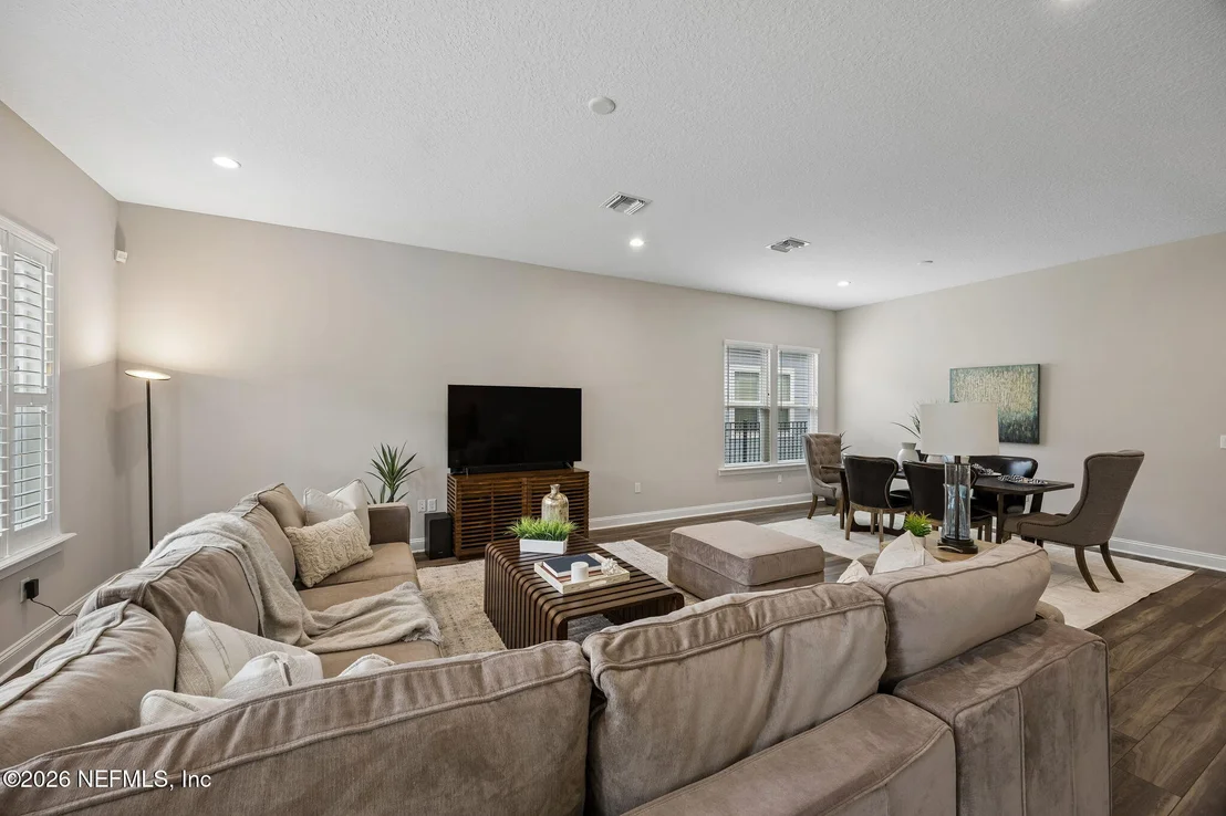 Photo of 9837 FILAMENT Boulevard