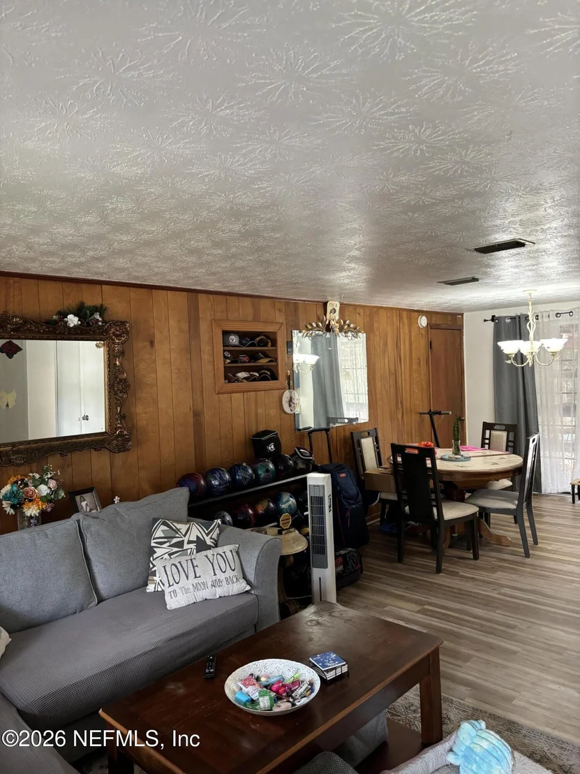 Photo of 918 BACALL Road