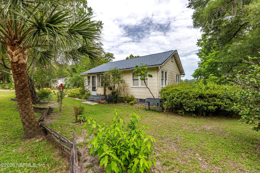 Photo of 1257 CEDAR BAY Road