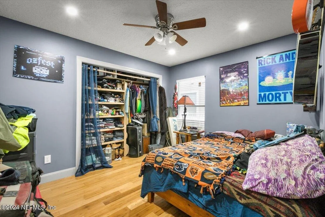 Photo of 389 W TROPICAL Trace