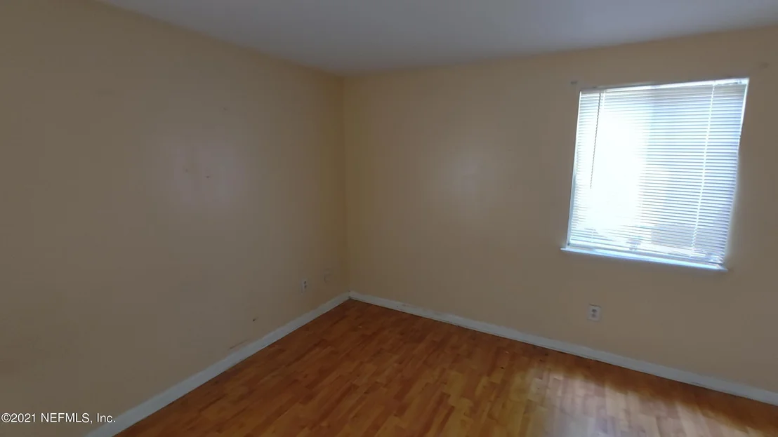 Photo of 10490 DOCKSIDER Drive W