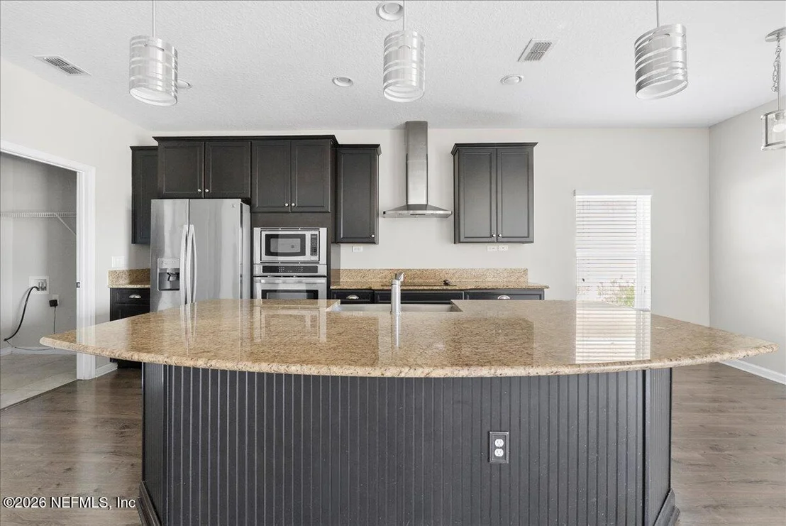 Photo of 3825 HAMMOCK BLUFF Drive