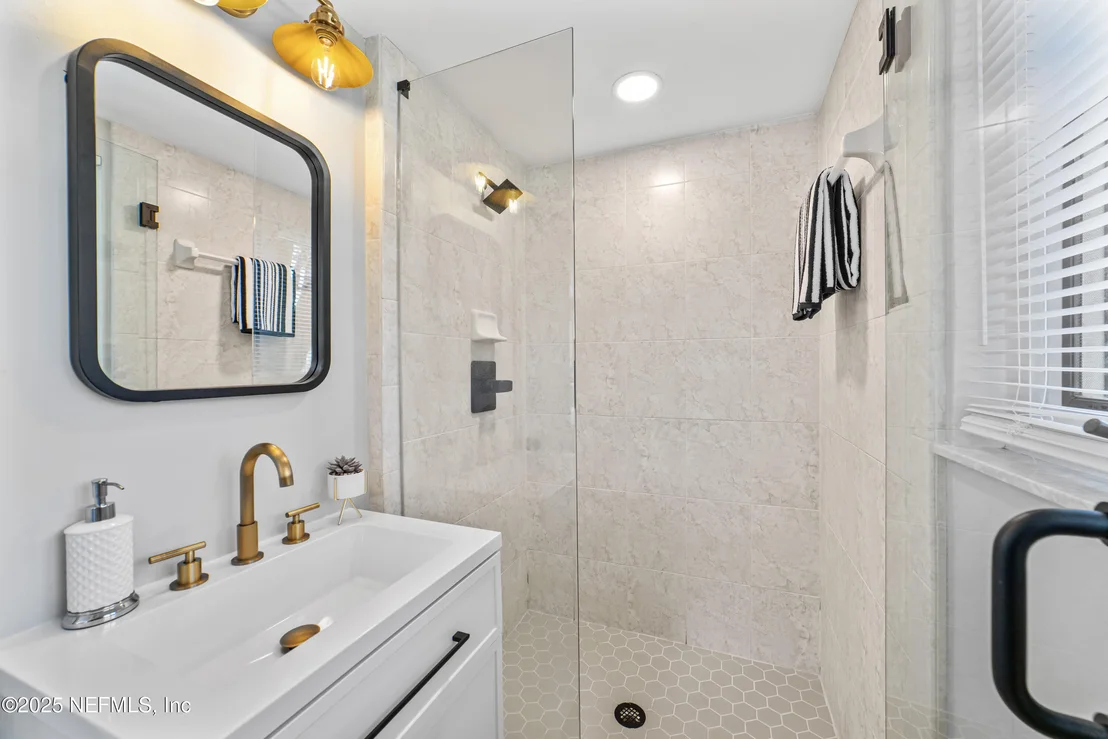 Photo of 3814 CORONADO Road
