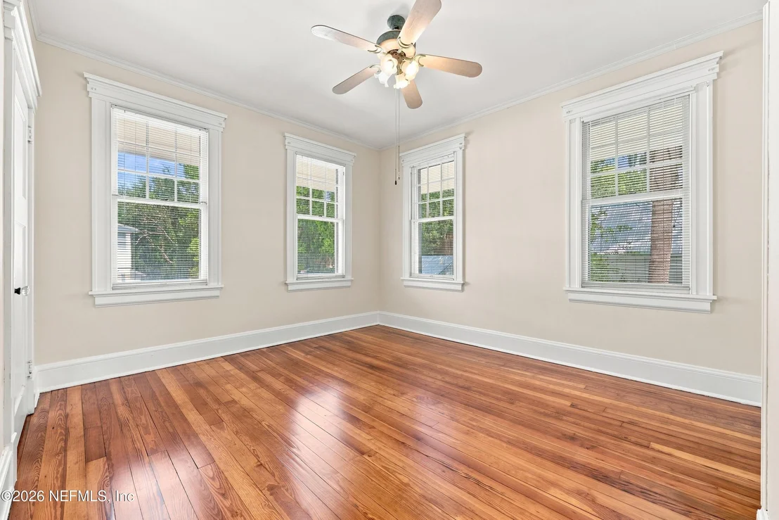 Photo of 520 RIVER Street