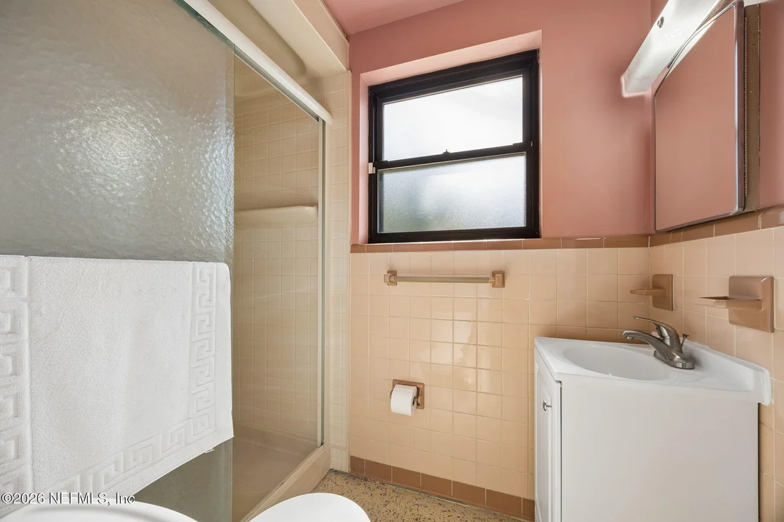 Photo of 1002 NEPTUNE Lane