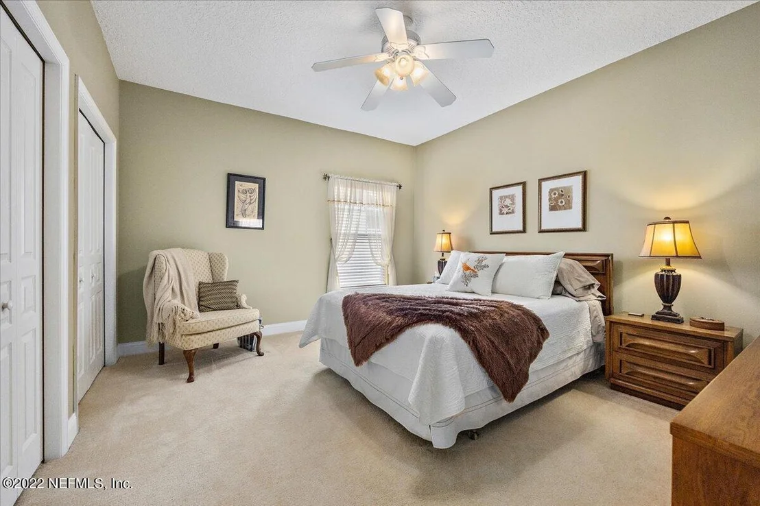 Photo of 816 EAGLE POINT Drive