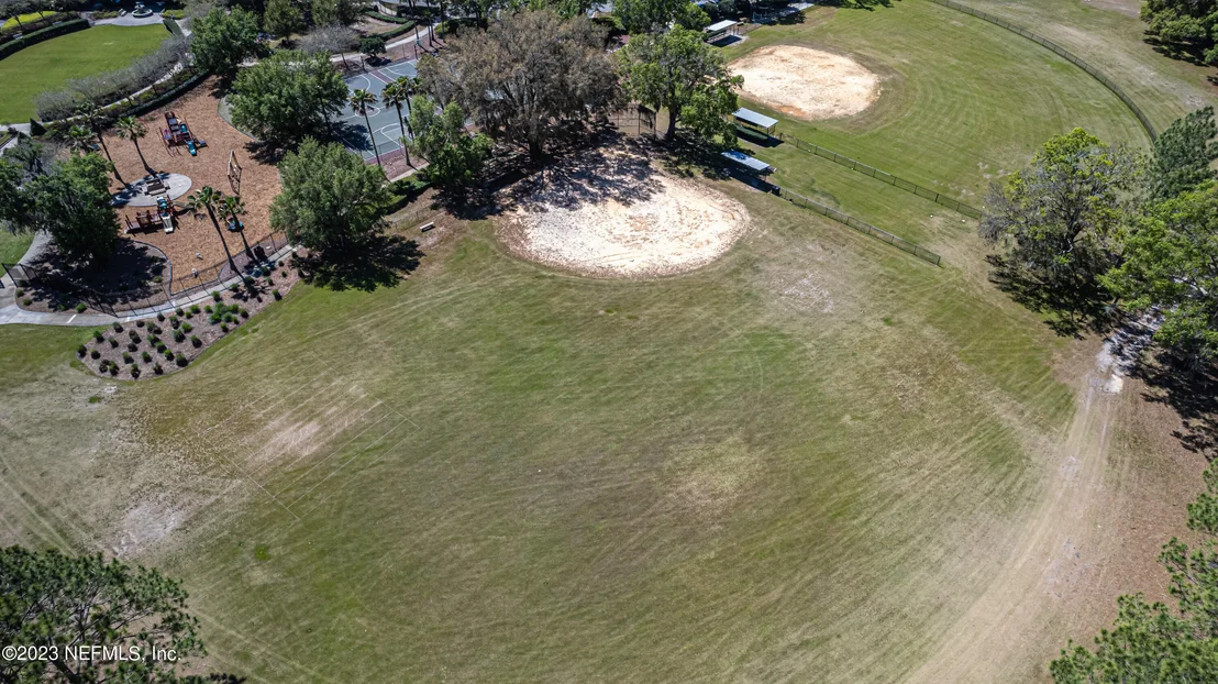 Photo of 1047 MOOSEHEAD Drive