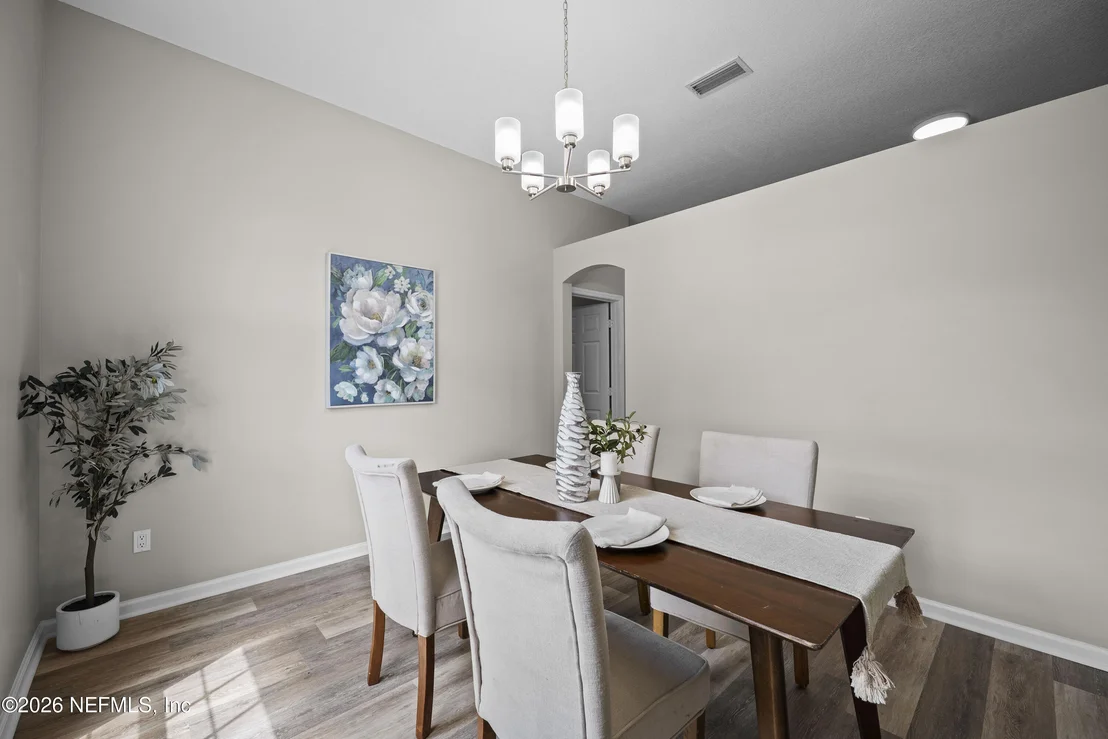 Photo of 4048 EDGELAND Trail