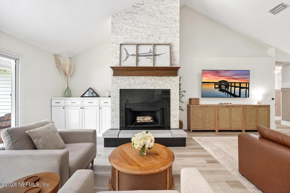 Photo of 105 MARIES Way
