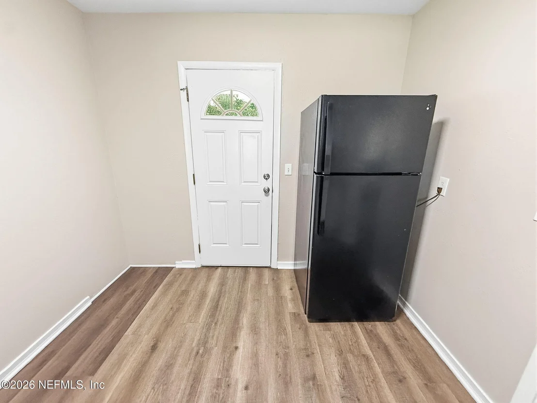 Photo of 2942 CHRISTOPHER Road