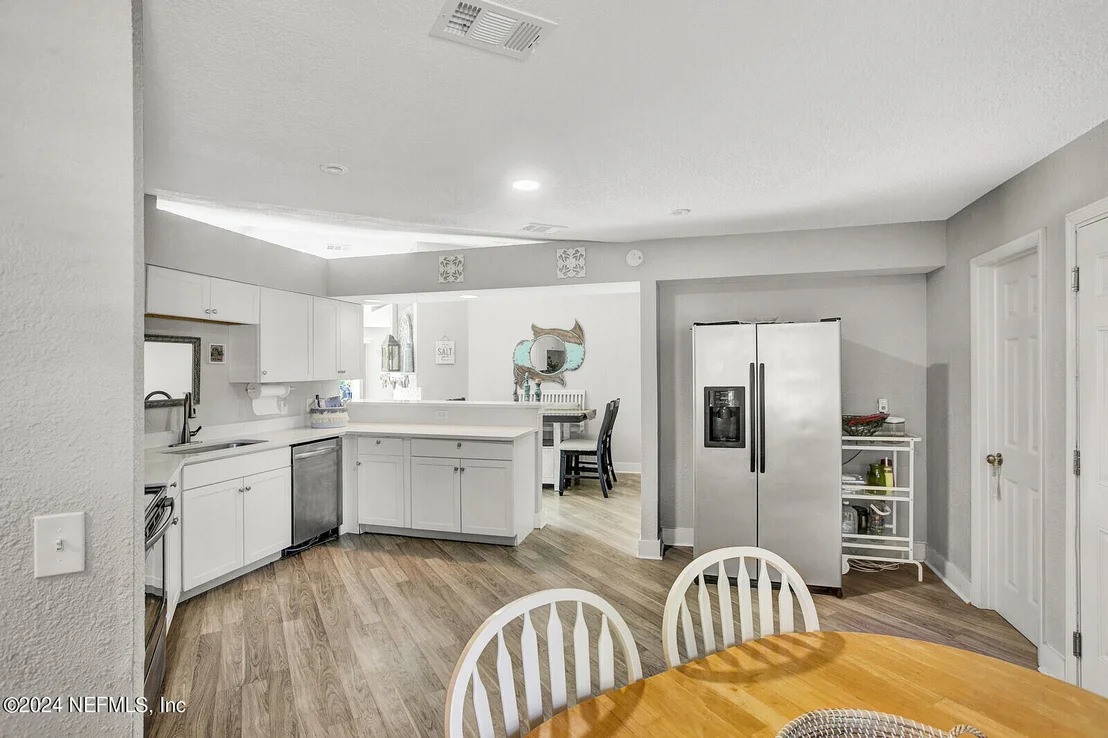 Photo of 4041 HIGH PINE Road