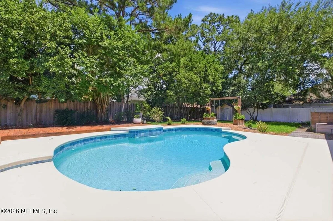 Photo of 170 EDGEWATER BRANCH Drive
