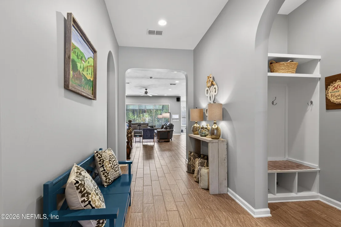 Photo of 127 EAGLE ROCK Drive