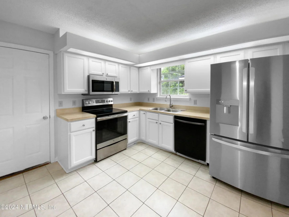 Photo of 2564 EIFFEL Circle E