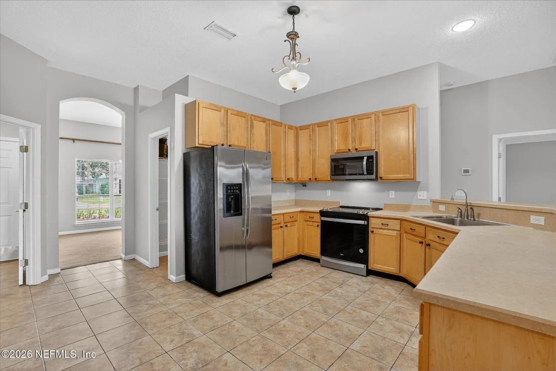 Photo of 1412 WALNUT CREEK Drive